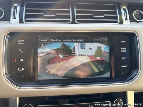 Used 2015 Land Rover Range Rover Long Wheelbase Supercharged image 24