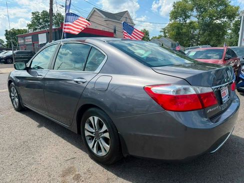 Used 2013 Honda Accord LX image 8