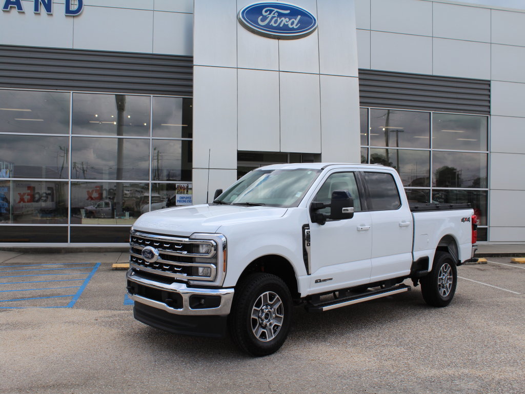 Used 2026 Ford F250 Lariat AWD/4WD image 2