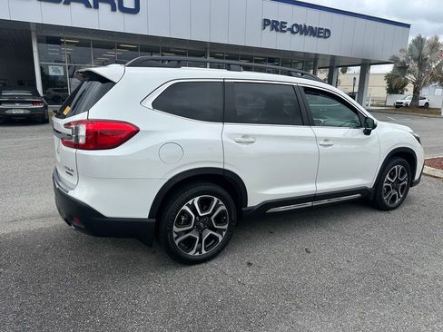 Used 2023 Subaru Ascent Limited image 4