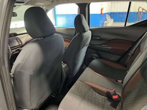 Used 2024 Nissan Kicks SR FWD image 17