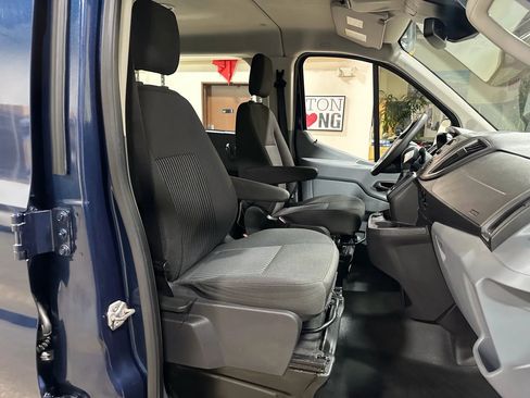 Used 2018 Ford Transit 350 XL image 25