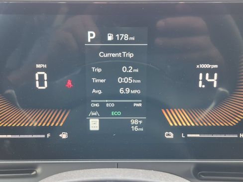 New 2026 Kia Carnival EX FWD image 20
