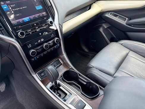 Used 2021 Subaru Ascent Touring w/ Popular Package #2A image 26