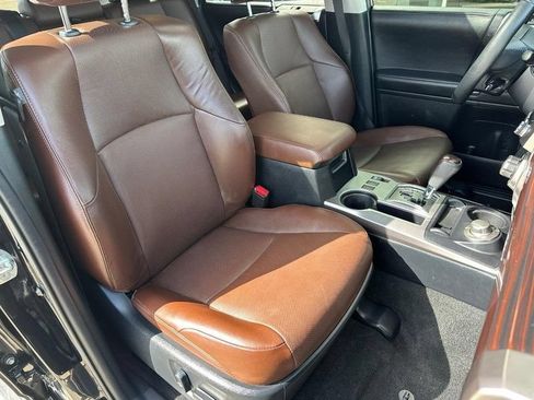 Used 2024 Toyota 4Runner Limited AWD/4WD image 11