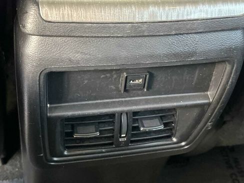 Used 2018 Nissan Murano SV FWD image 19