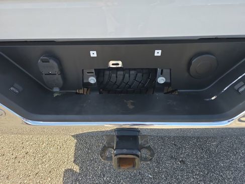 Used 2025 Chevrolet Silverado 3500 W/T AWD/4WD image 17