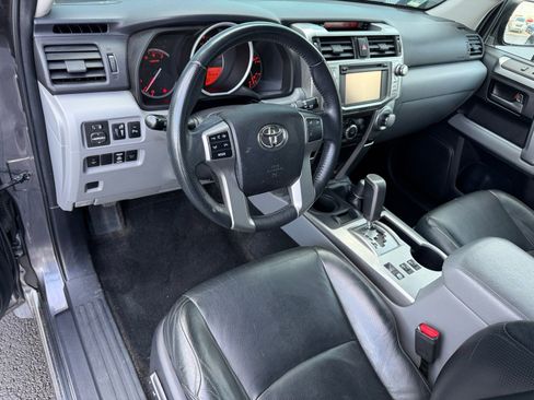 Used 2012 Toyota 4Runner SR5 w/ Premium Pkg w/3rd Row Seat image 11