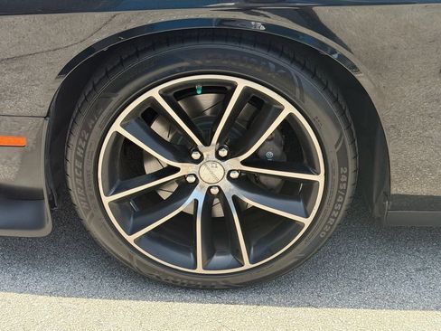 Used 2016 Dodge Challenger R/T Scat Pack RWD image 15