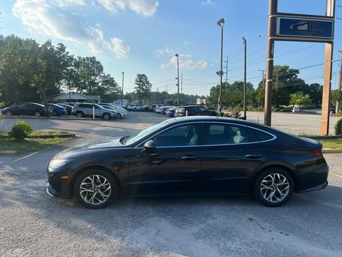 Used 2023 Hyundai Sonata SEL w/ Convenience Package FWD image 6