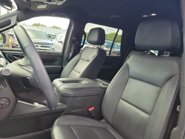Used 2022 Chevrolet Tahoe LT w/ Luxury Package AWD/4WD image 20