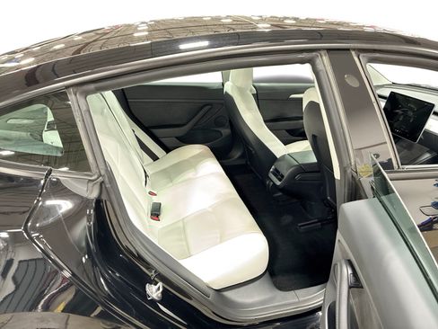 Certified 2023 Tesla Model 3 Standard Range RWD image 11