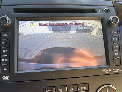 Used 2014 GMC Yukon XL Denali AWD/4WD image 33