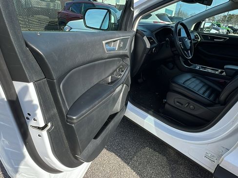 Used 2024 Ford Edge SEL image 14