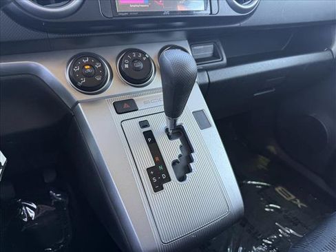 Used 2012 Scion xB FWD image 16