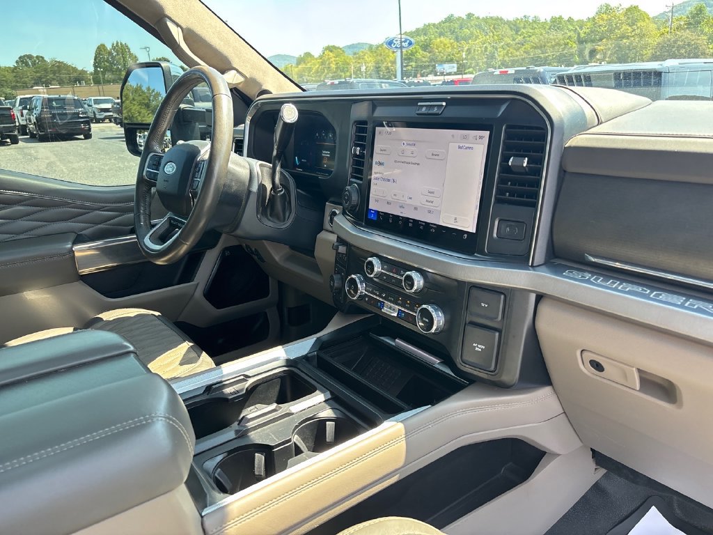Used 2025 Ford F250 Platinum w/ Platinum Plus Package AWD/4WD image 15