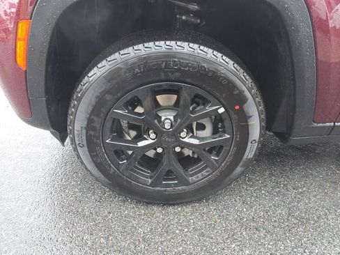 New 2026 Jeep Grand Cherokee Altitude AWD/4WD image 8