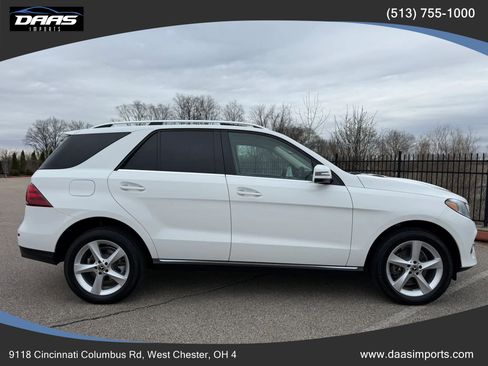 Used 2018 Mercedes-Benz GLE 350 GLE 350 4MATIC Sport Utility 4 w/ Premium 1 Package image 4