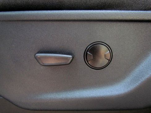 Used 2024 Ford F350 XLT AWD/4WD image 22
