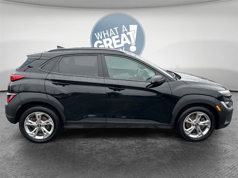 Used 2023 Hyundai Kona SEL image 2