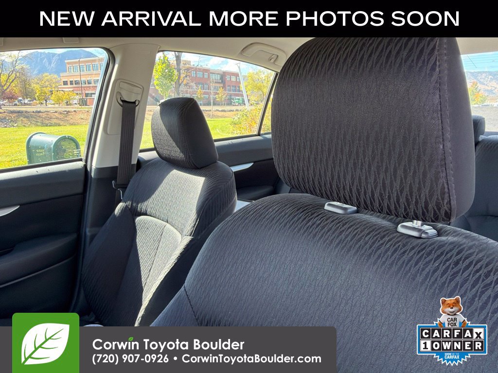 Used 2012 Subaru Legacy 2.5i Premium w/ All-Weather Pkg AWD/4WD image 12