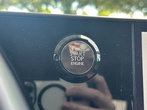 Used 2024 Lexus NX 250 FWD image 27