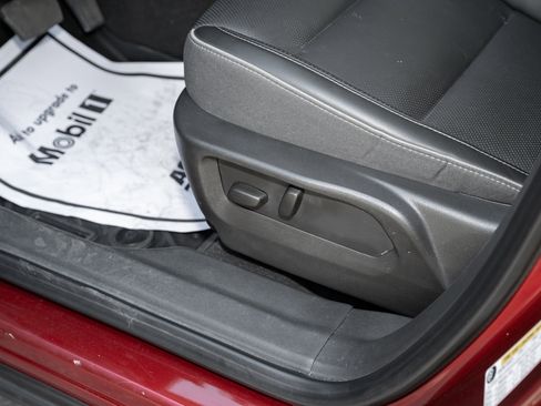 Used 2023 Buick Envision Essence image 20