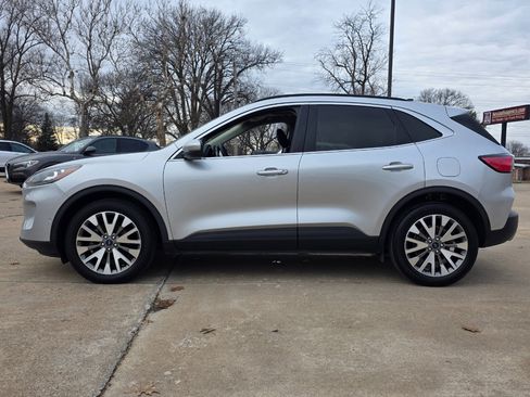 Used 2020 Ford Escape Titanium w/ Titanium Premium Package 2.0 image 6