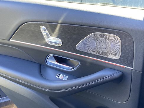 Used 2026 Mercedes-Benz GLE 350 4MATIC image 11