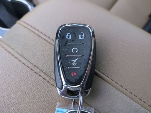 Used 2019 Chevrolet Blazer Premier w/ Driver Confidence II Package FWD image 36