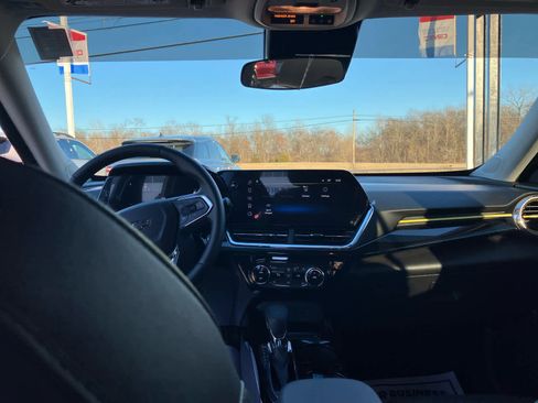 Used 2026 Chevrolet Trax ACTIV image 31