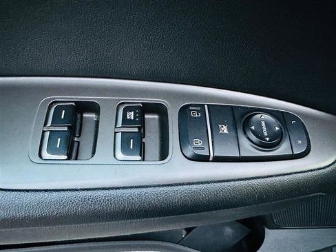 Used 2020 Kia Optima LX image 31