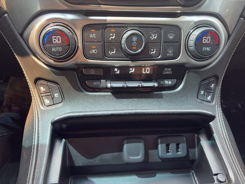 Used 2016 Chevrolet Tahoe LTZ AWD/4WD image 17