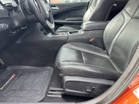 Used 2021 Dodge Charger SXT w/ Leather Interior Group image 11
