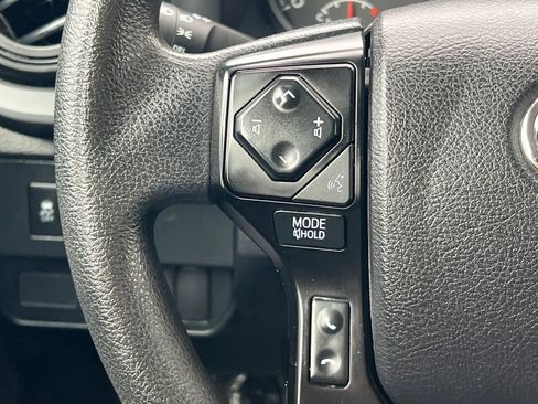 Certified 2022 Toyota Tacoma SR image 24