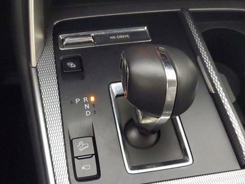 Certified 2024 MAZDA CX-90 Plug-In Hybrid w/ Premium Plus AWD/4WD image 35