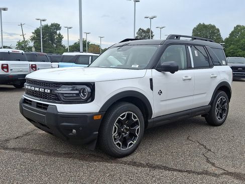 New 2025 Ford Bronco Sport Outer Banks w/ Outer Banks Tech Package+ image 10