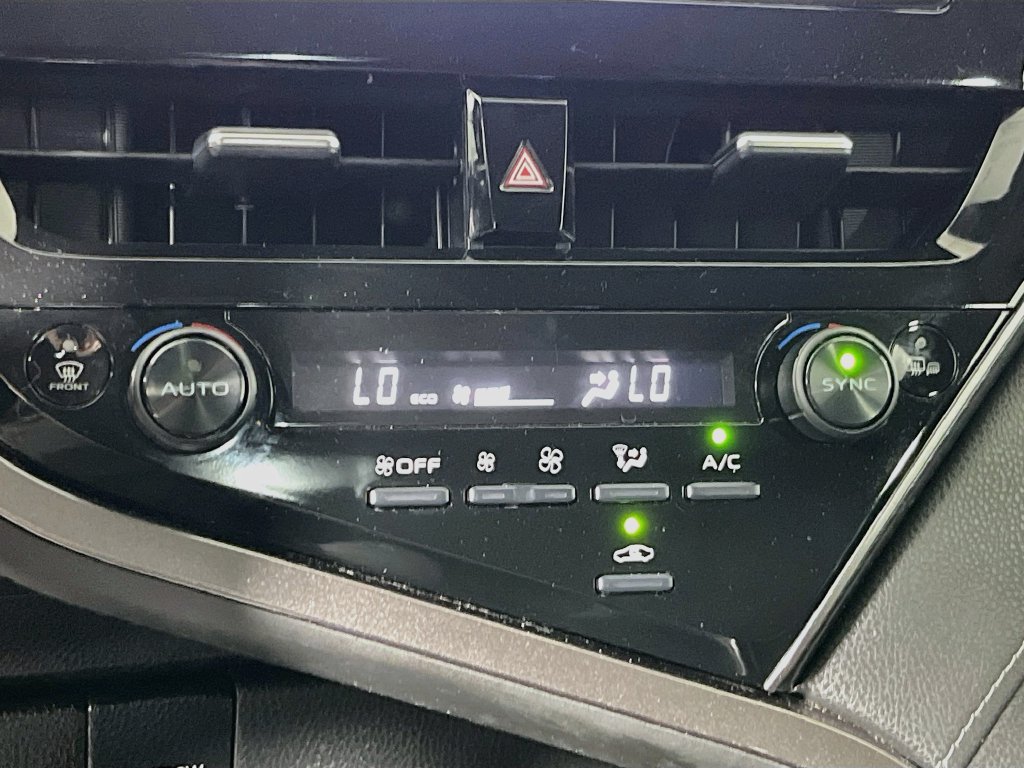 Used 2023 Toyota Camry SE w/ Convenience Package FWD image 23