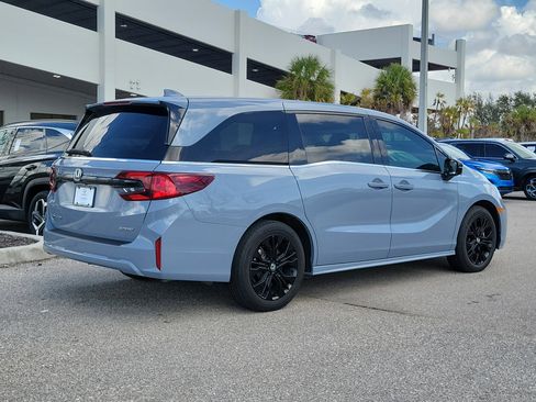 Certified 2025 Honda Odyssey Sport-L image 4