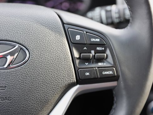 Used 2021 Hyundai Tucson Limited image 37