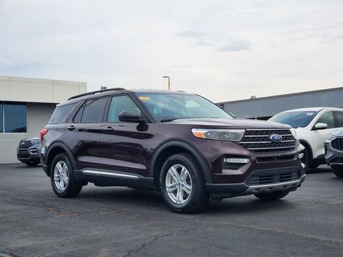 Used 2022 Ford Explorer XLT w/ Equipment Group 202A image 1