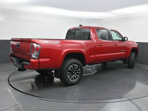 Used 2022 Toyota Tacoma TRD Sport w/ Technology Package AWD/4WD image 23