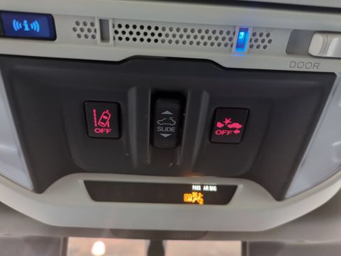 Certified 2023 Subaru Forester Touring AWD/4WD image 27
