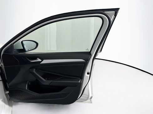 Used 2025 Volkswagen Jetta S FWD image 31