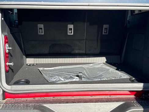 New 2026 Ford Bronco Badlands AWD/4WD image 22