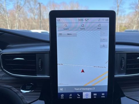 Certified 2023 Ford Explorer Limited w/ Limited Technology Package image 29