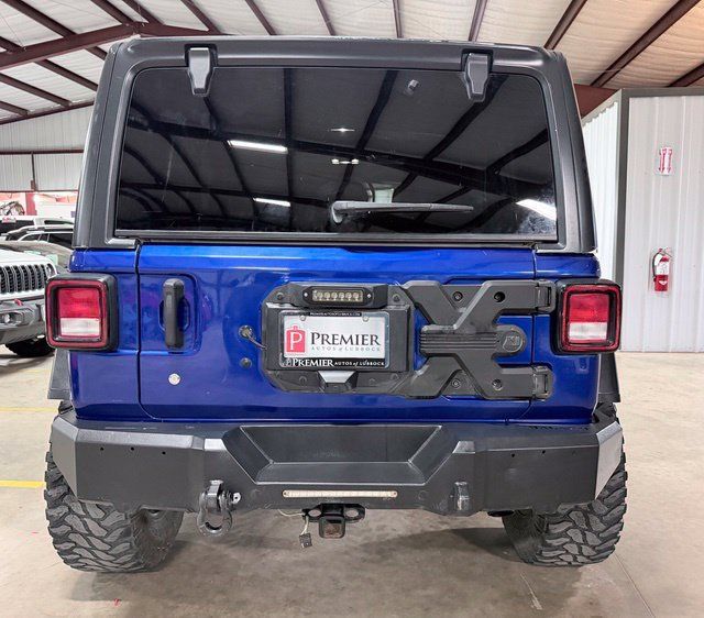 Used 2019 Jeep Wrangler Unlimited Rubicon AWD/4WD image 4