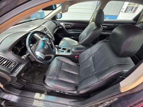Used 2013 Nissan Altima 2.5 SL w/ Technology Pkg FWD image 12