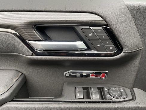New 2026 GMC Sierra 1500 AT4 w/ AT4 Premium Package AWD/4WD image 24