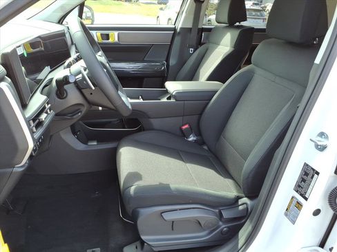 New 2026 Hyundai Santa Fe SE image 6